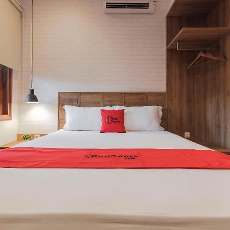 Reddoorz Plus @ Cbd Bintaro South Tangerang Ngoại thất bức ảnh